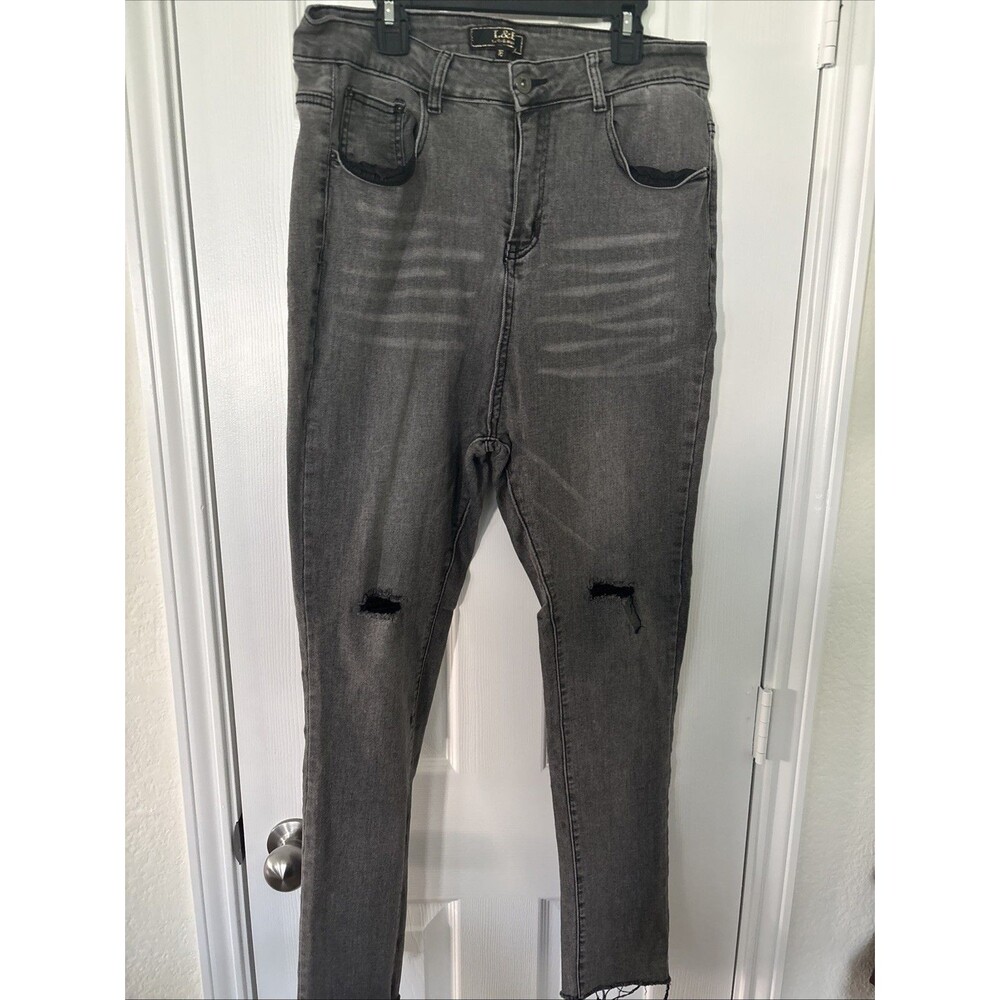 Lucky and Blessed Distressed Jeans Women’s Size 16 Black Straight Stretch